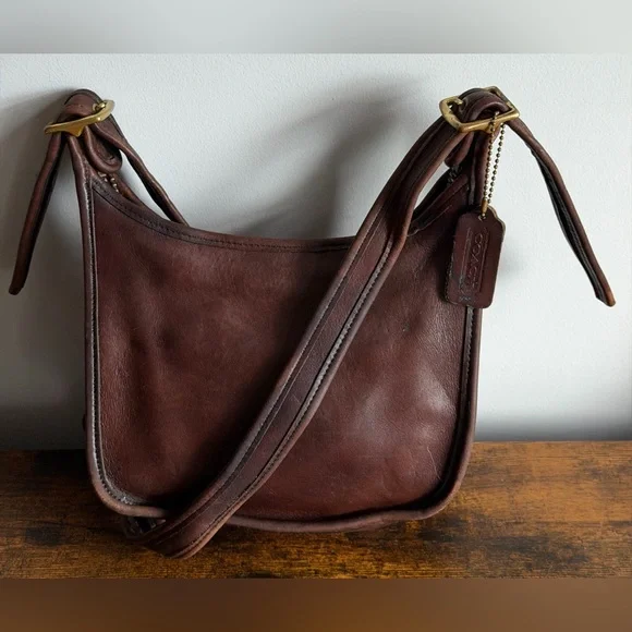Coach Vintage Leather Bag – Like New - Picture 2 of 9